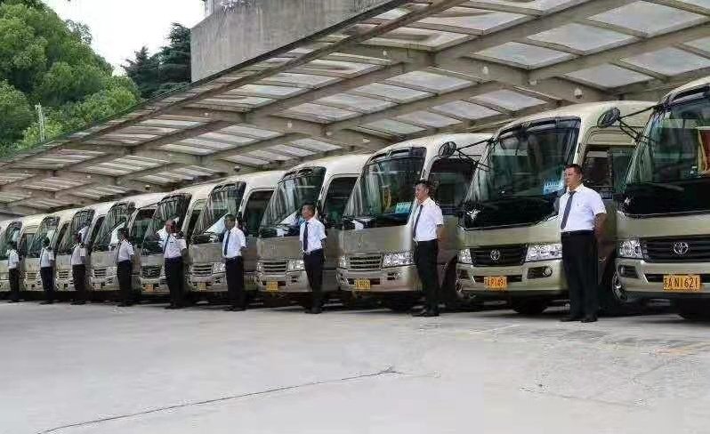 南京捌车道汽车租赁——品质让我们赢得信赖，服务为客户创造价值