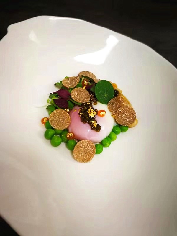 加鱼子酱的烤鸭,中西合璧鱼子酱做法