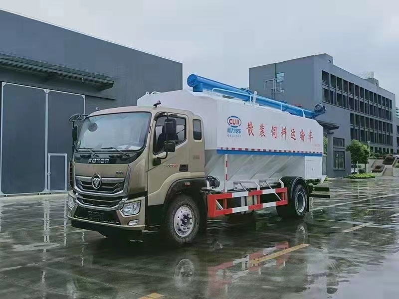 最新发布散装饲料运输车,没有手续散装饲料运输车