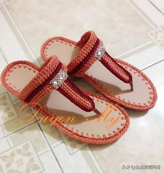 钩针钩出漂亮的毛线鞋图解,钩针钩织有些后跟的鞋子全部教程