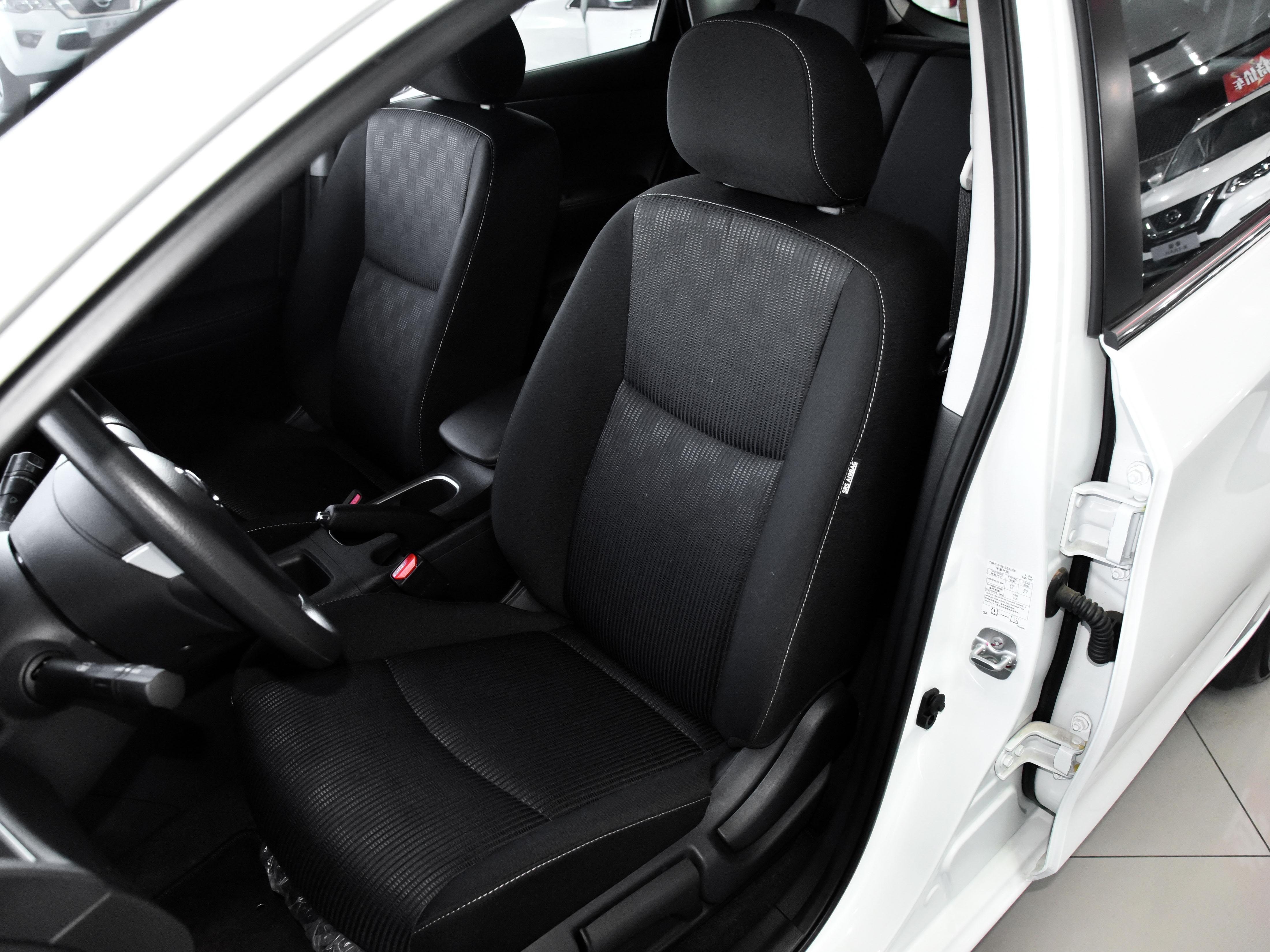 高尔夫骐达空间对比,高尔夫嘉旅与骐达哪个更值得入手