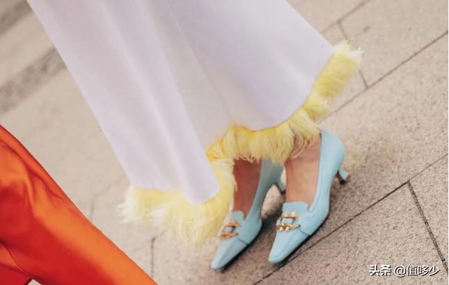 2020年爆款凉鞋,今年最流行的4款凉鞋