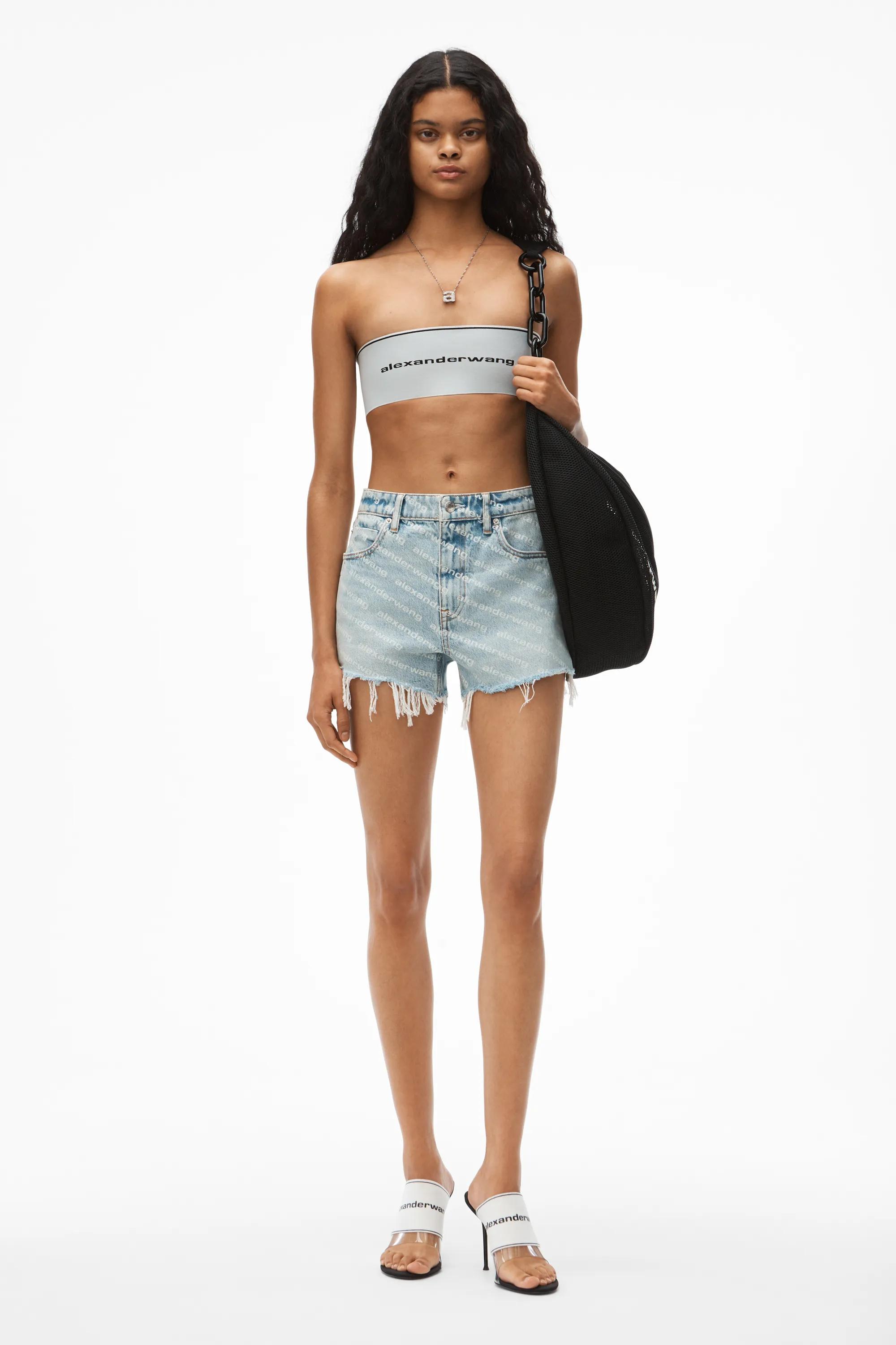 亚历山大王是大牌吗,亚历山大王限量款