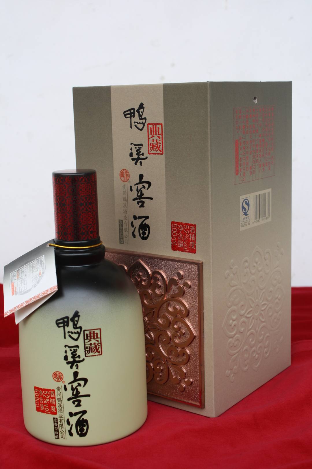 快过年了，有钱人竟然用这些酒招待亲友，你呢？