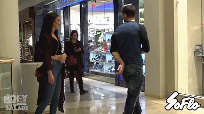 王俊凯摸易烊千玺的手的视频,王俊凯摸易烊千玺的手