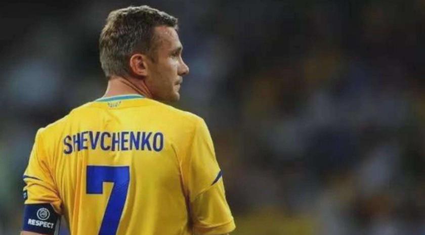 盘点世界足坛伟大7号球员，C罗无疑问第一，舍瓦劳尔上榜