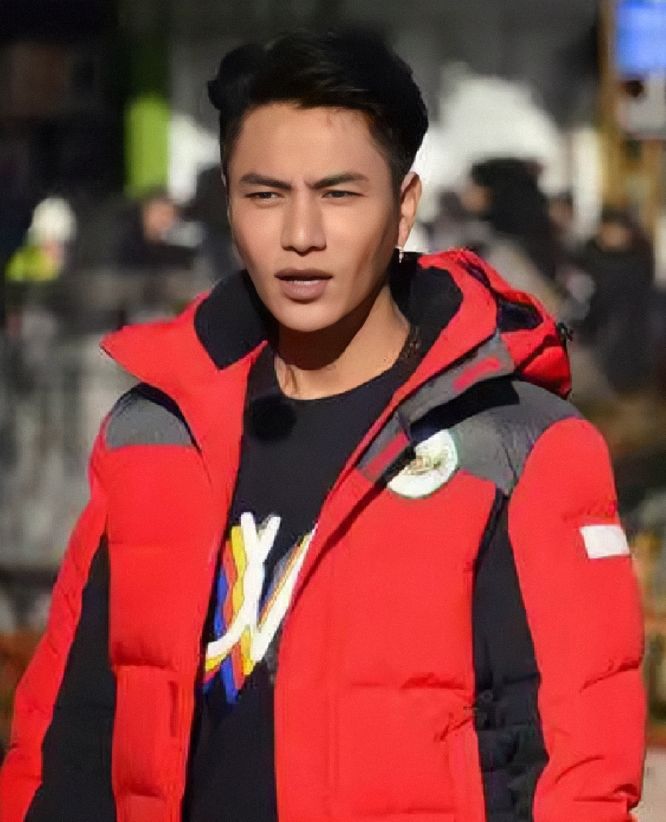 一键修复老照片的手机软件推荐,手机上的最强修复老照片软件