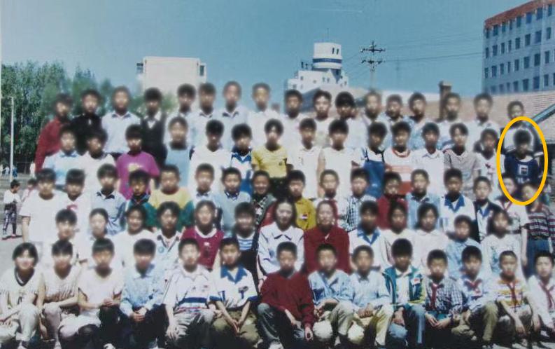 范德彪穿的斐乐,彪哥为什么穿斐乐