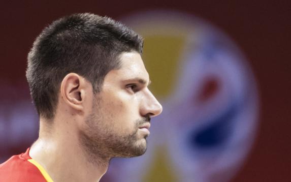 世界杯主教练被罚下场,黑山主教练被驱逐出场