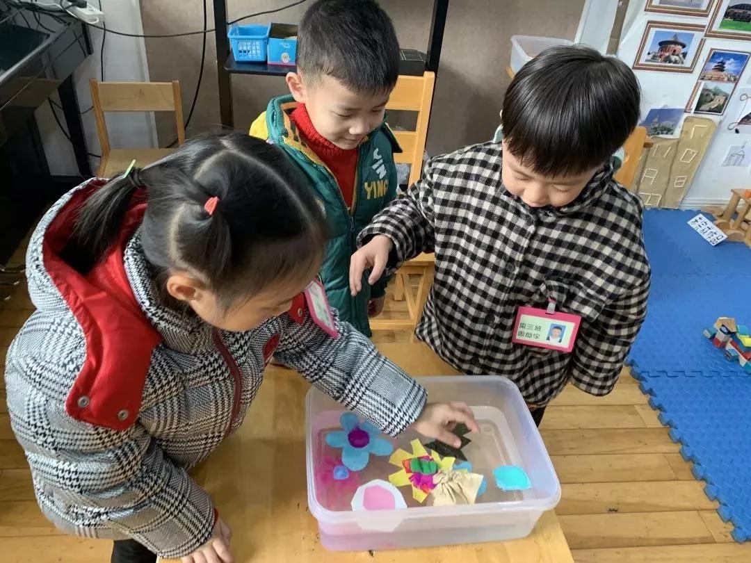 幼儿园生成课程案例,幼儿园关于纸的课程