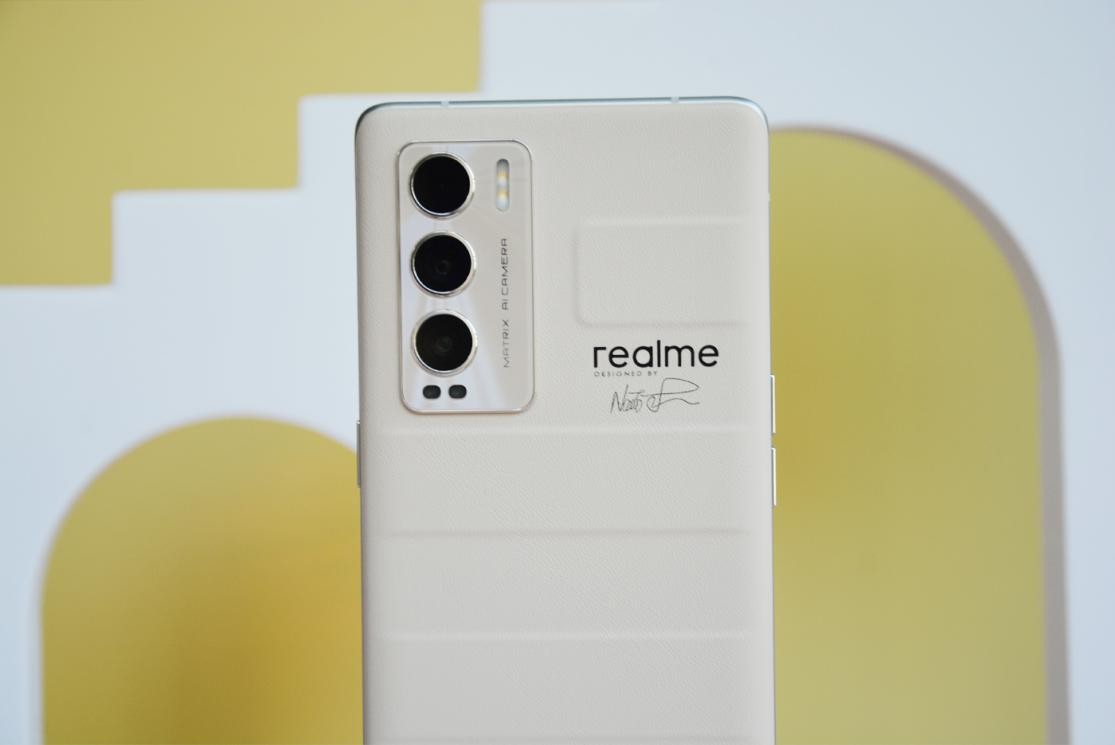 realme真我gt大师探索版手机1v4,realme真我gt2深度评测