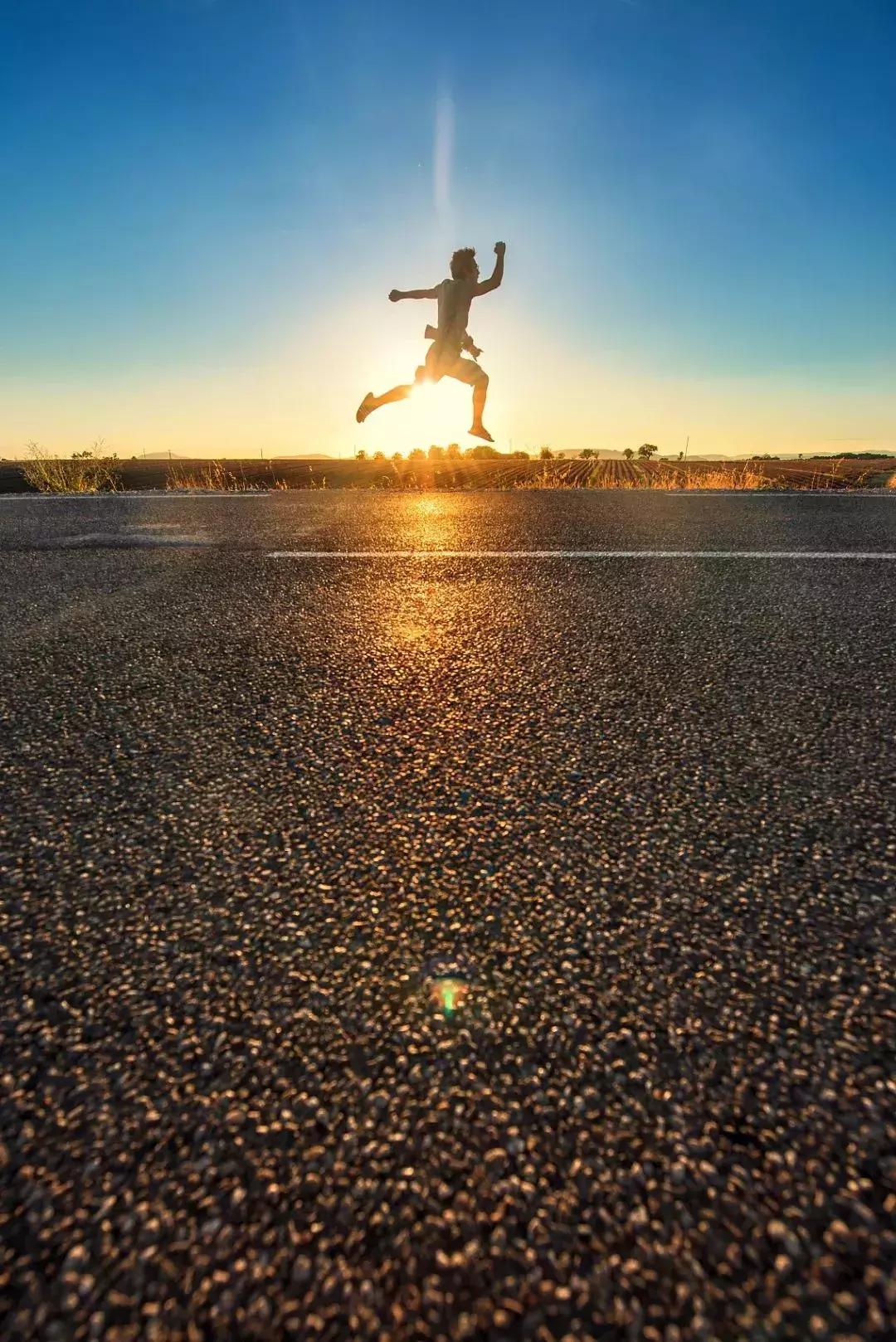 致敬每一位辛勤劳动者的话,致敬每一个努力奋斗的劳动者