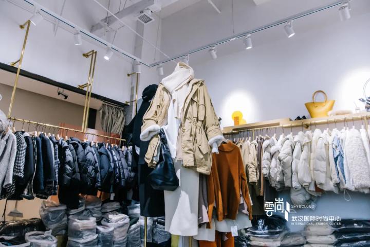 冬装陈列颜色搭配技巧,每周好店