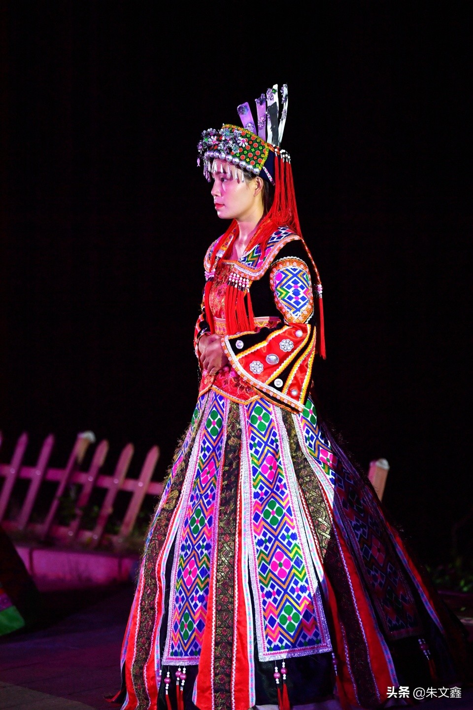 有一种生活叫长寿岛上梦巴马，来一场裸浴景中境如仙