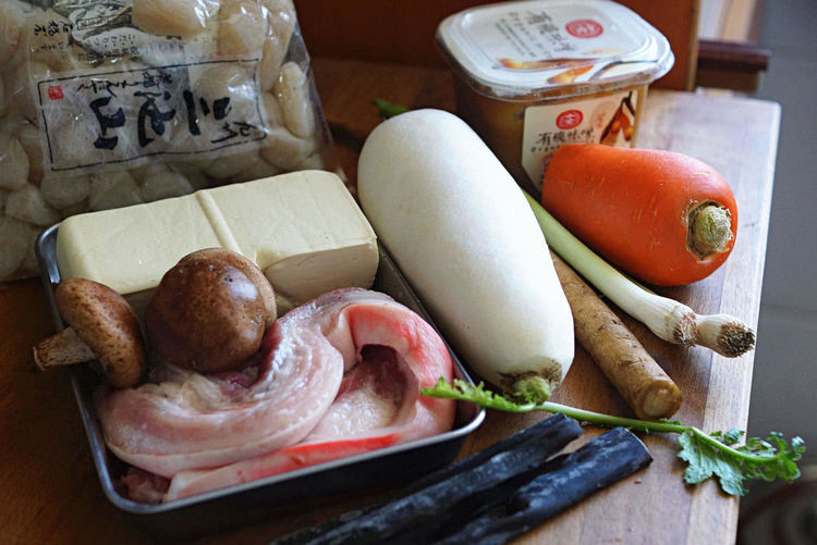 儿童春季补钙骨头汤,骨头汤怎么熬最补钙1岁儿童