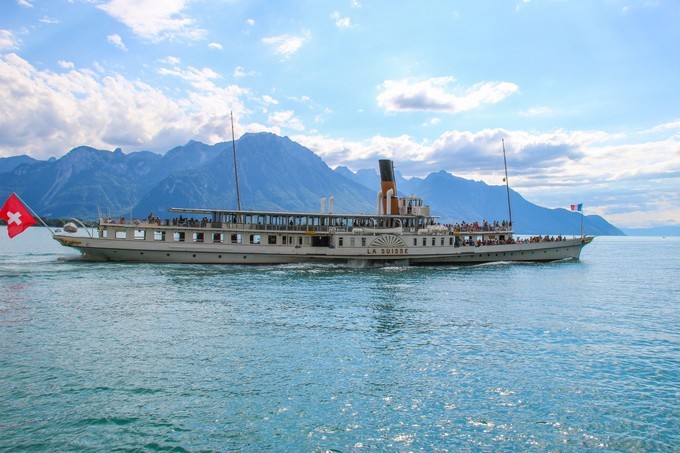 瑞士蒙特勒镇旅游攻略,蒙特勒小镇美景