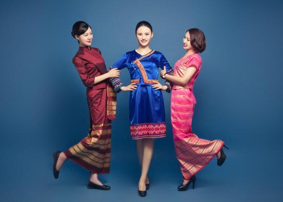 美丽空姐的灿烂笑容,美丽空姐甜美笑容