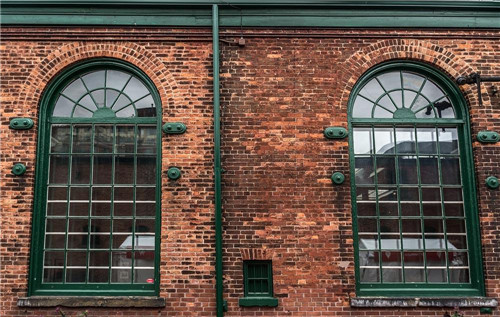 窗户高度是从什么位置开始计算的,窗户高度多少米之内可以定高