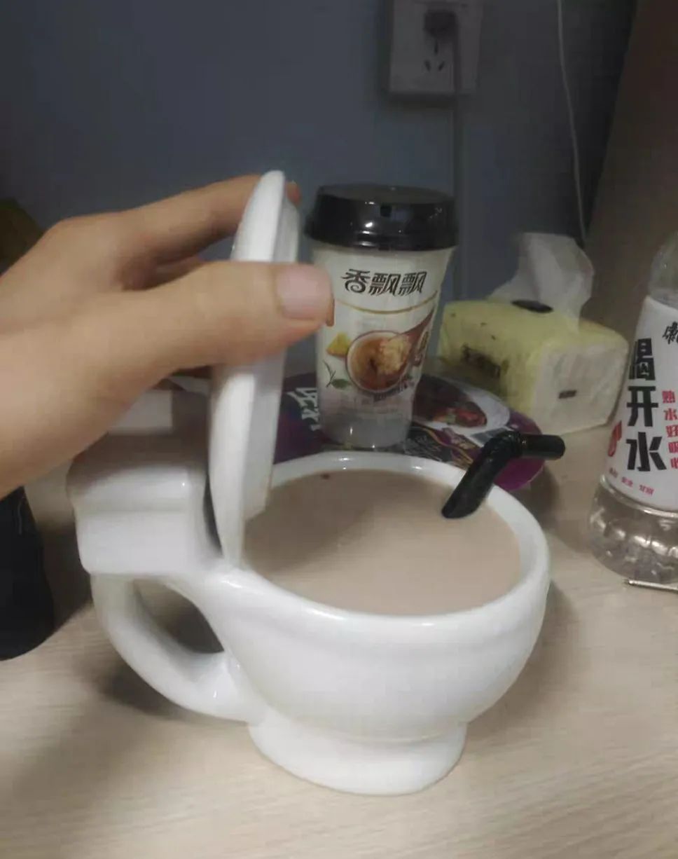 “医生说我胸小还笑出声?伤害性不大,*辱侮**性极强!”