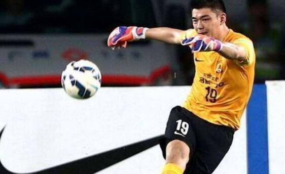 申花宣布引进曾诚冯潇霆几个意思,曾诚上海申花最新消息