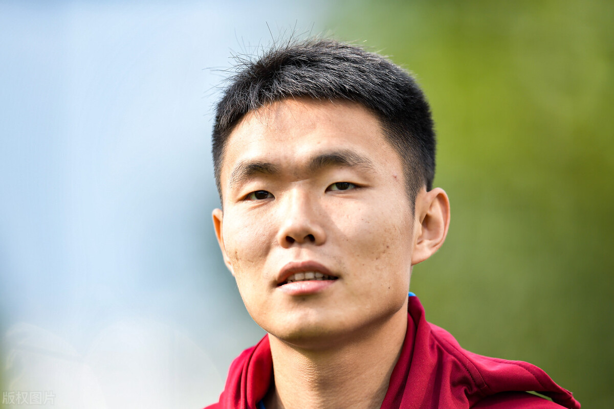 大连人外援拉尔森希望重返老东家！河南嵩山龙门发布公告