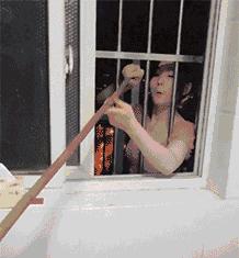 爆笑gif妹子你都拖大家的后腿了,搞笑gif妹子绝对是一位运动健将