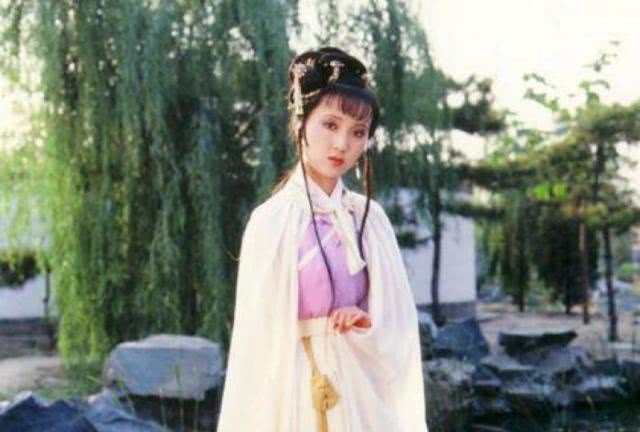 宝钗送燕窝是故意的吗,宝钗送燕窝新版