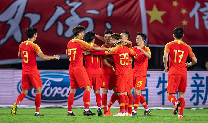 里皮球迷欢呼,里皮力挺中国足球