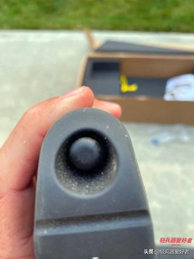 抄袭科幻太空枪?以色列这支毁灭力强大的巷战神器,到底强不强?