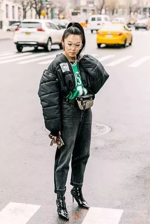 羽绒服太肥大太臃肿了怎么办,羽绒服穿肥点好还是瘦点好看