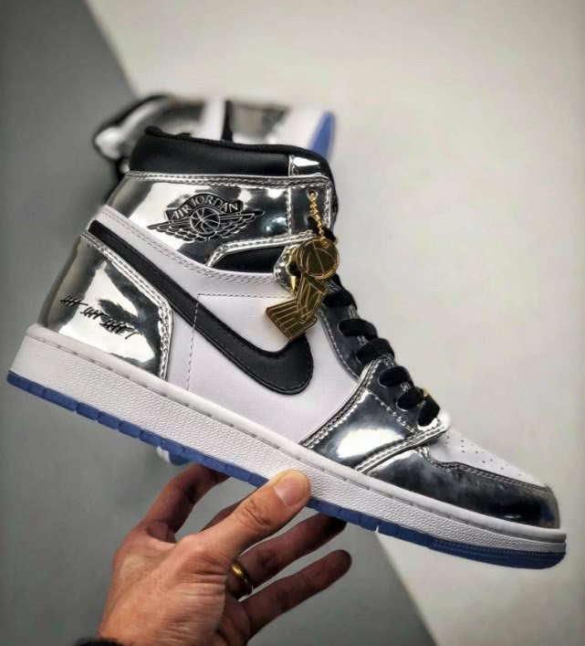 伦纳德猛龙总决赛战靴,伦纳德猛龙总冠军球鞋