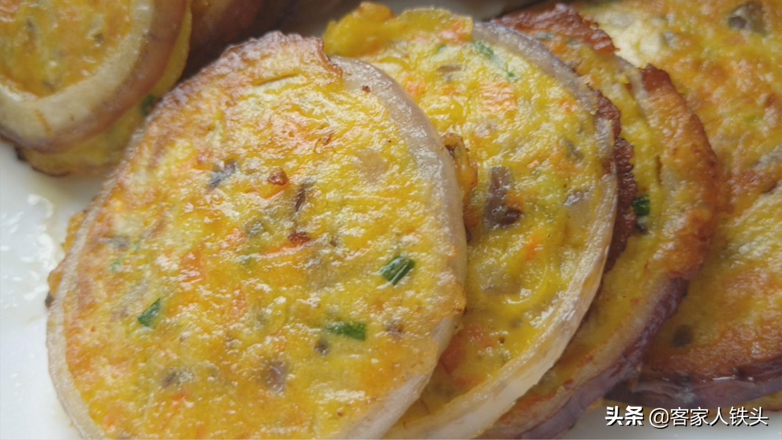 营养早餐简单做，1个洋葱3个蛋，楼下摆摊超火的鸡蛋香饼，真好吃