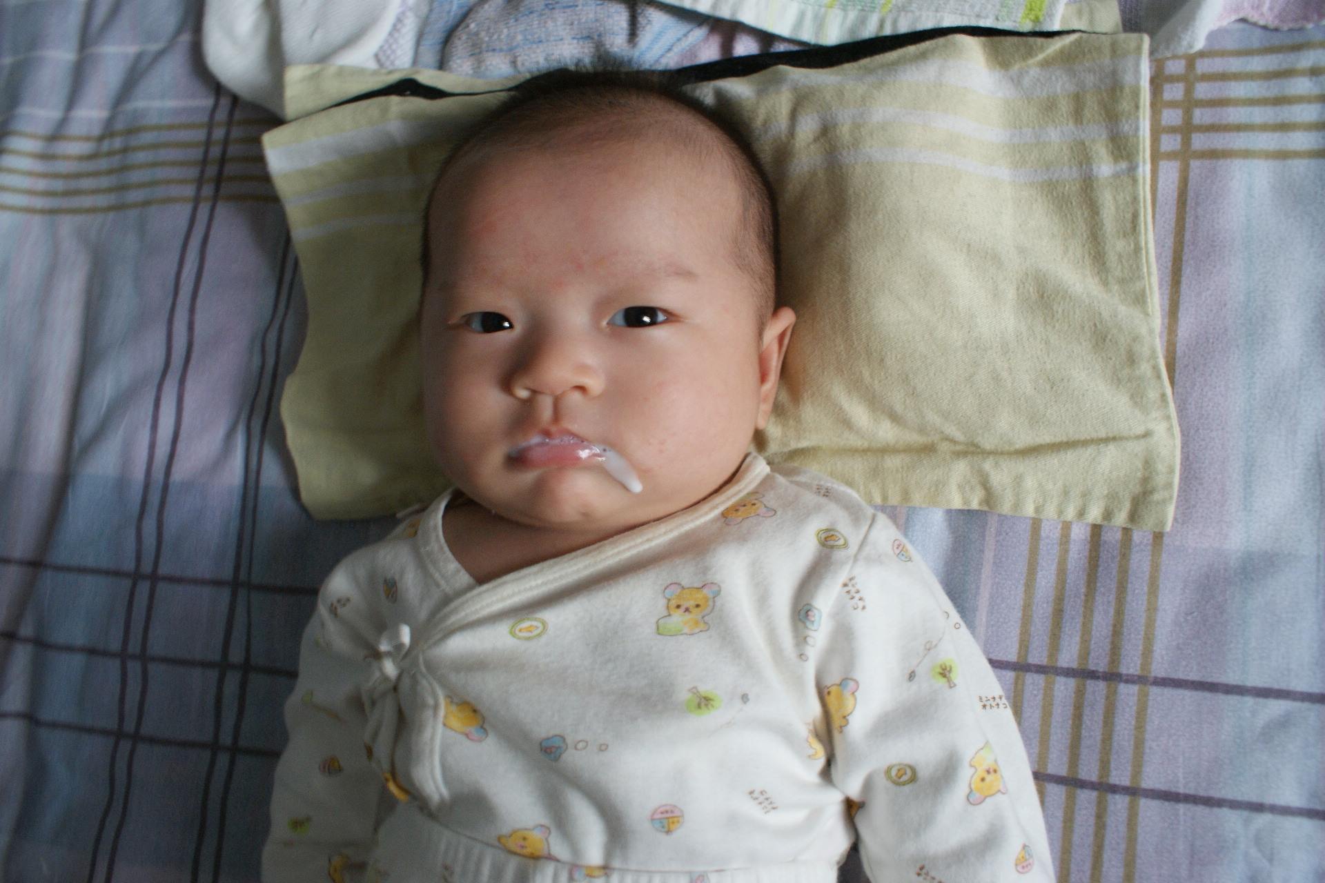 溢乳是什么问题,一直溢奶怎么快速解决