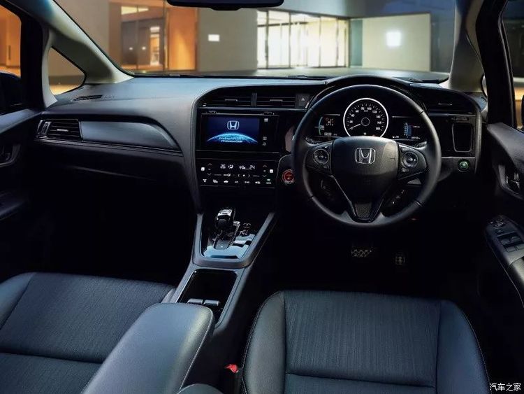 后备厢容积1141L+四驱，这台“大飞度”下月亮相