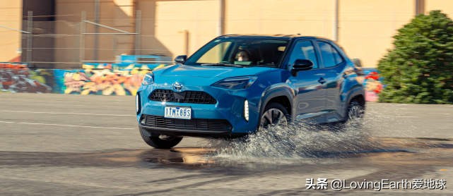 丰田雅力士cross最新近况,丰田雅力士yaris第一视角