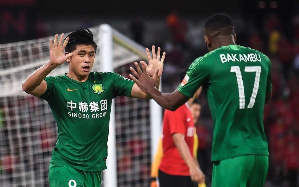 国足头像壁纸,韦世豪张玉宁亚洲杯配合