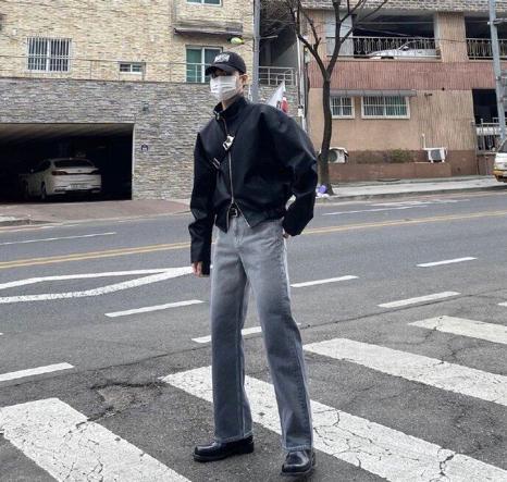 偏瘦的男生夏天怎么穿搭才好看,太瘦的男生怎么穿搭好看