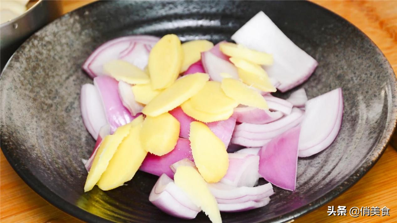 鱼头要怎么做的才好吃,这才是鱼头最好吃的做法