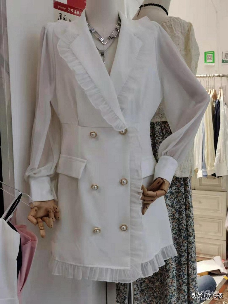 杭州这个服装城，店主居然忙到没空理我