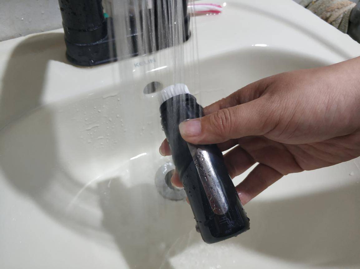 须眉声波洁面仪,须眉蓝光美容仪