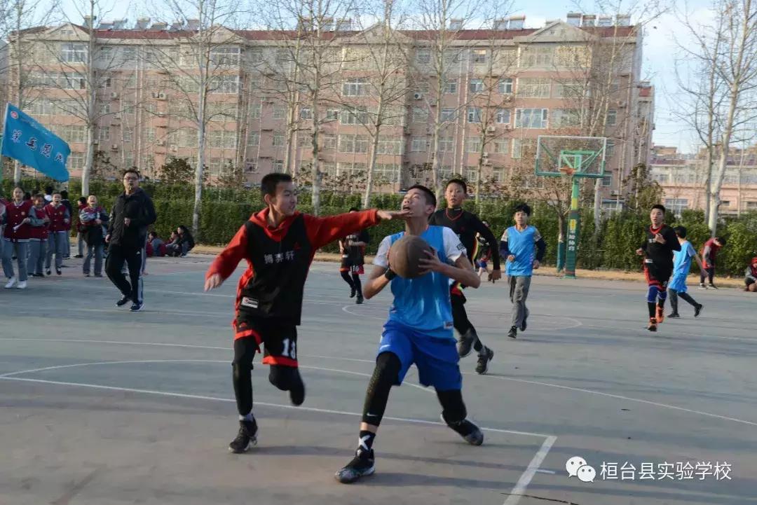 球场论英雄——中学部足球篮球班级联赛成绩公布