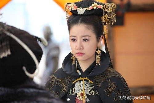 盗墓贼拿棺材偷走女尸,盗墓贼盗走的宝物