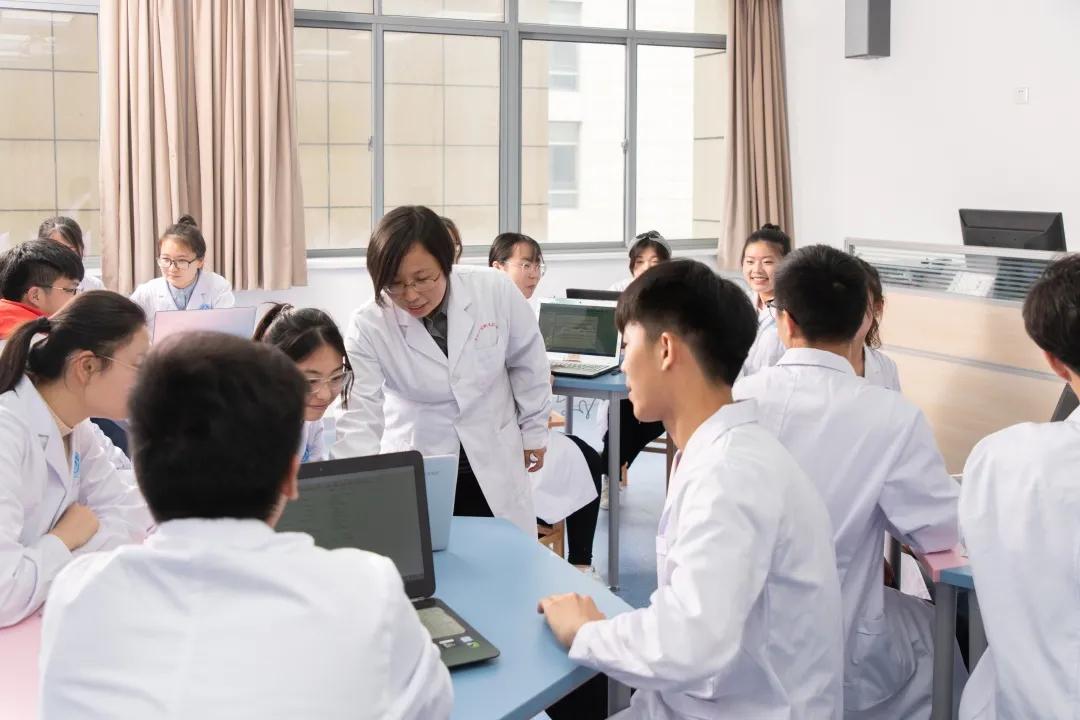 院系部集锦|医学技术学院——严谨探索不一样的世界