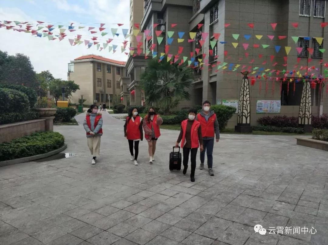 筑牢战疫堡垒防疫一线党旗别样红,奋战抗疫一线彰显硬核担当