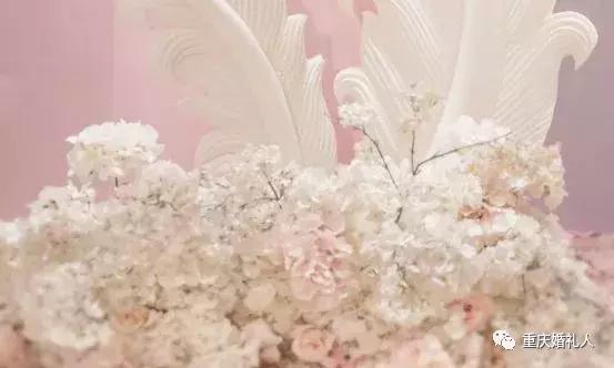 新手如何入行婚礼司仪,如何选择适合自己的婚礼司仪