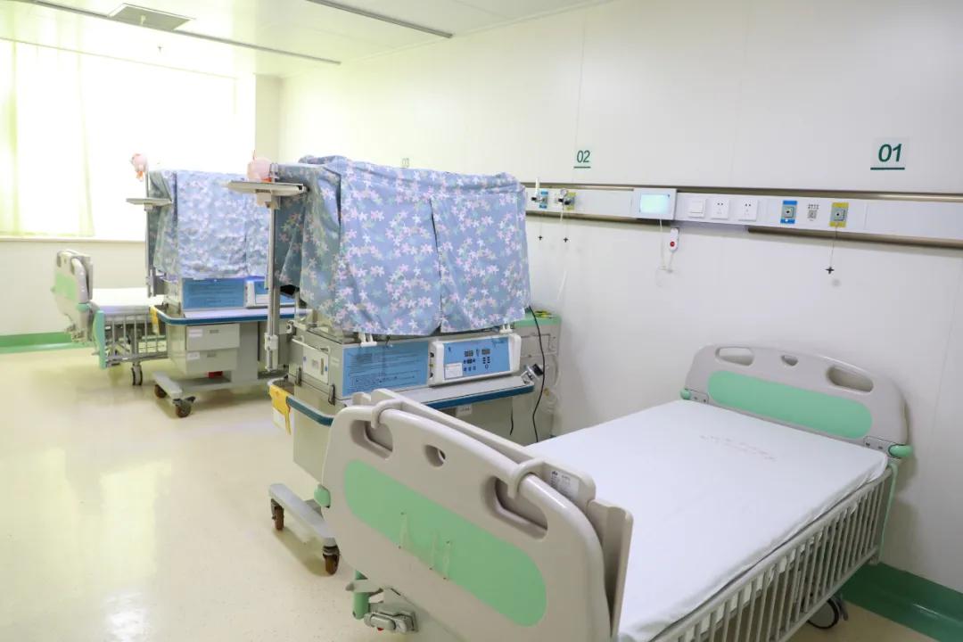 宝宝上午黄疸高下午减轻,黄疸早上高下午降