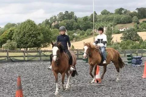 真正的名媛是怎样的,英国顶级女校排行榜