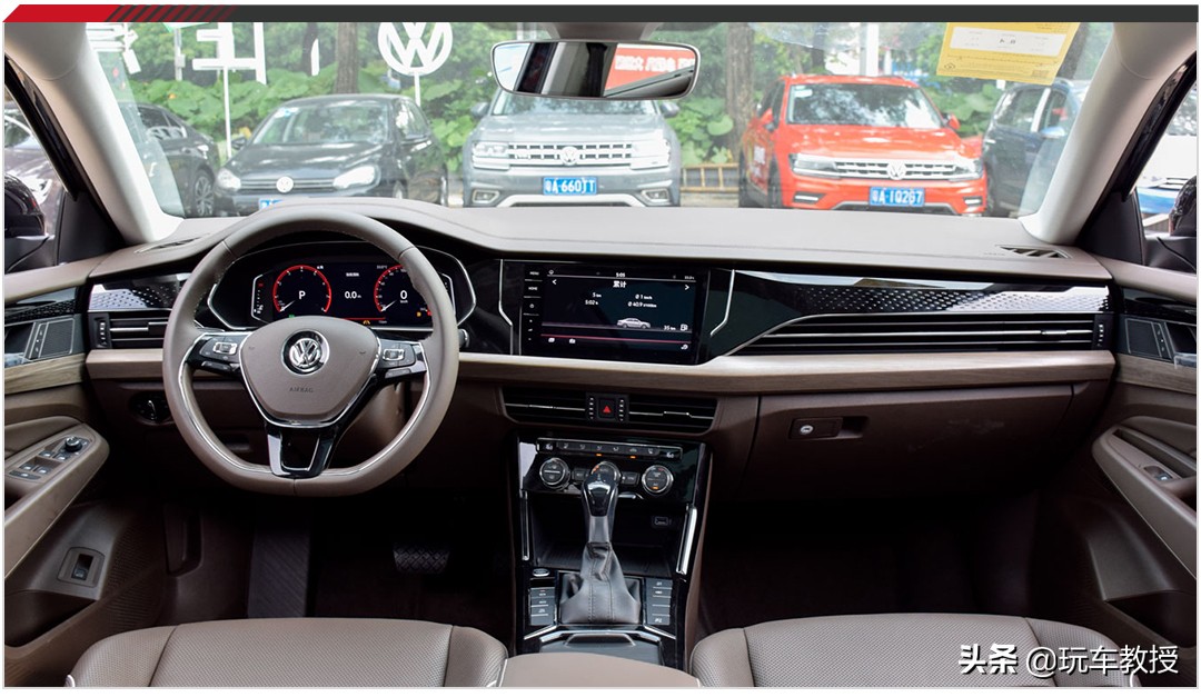 买车应该选哪个颜色内饰,划重点用几个颜色