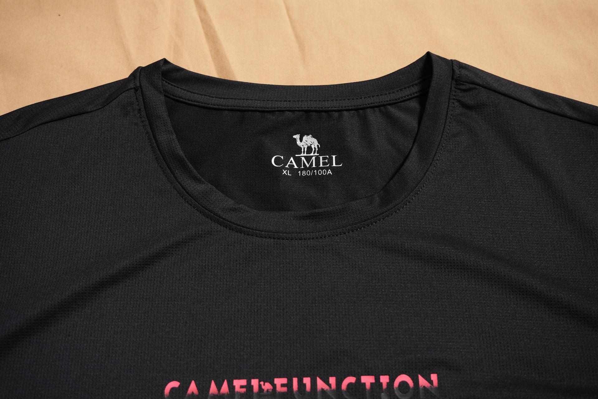 什么材质t恤适合夏天穿,夏季啥材质t恤凉快抗皱不缩水