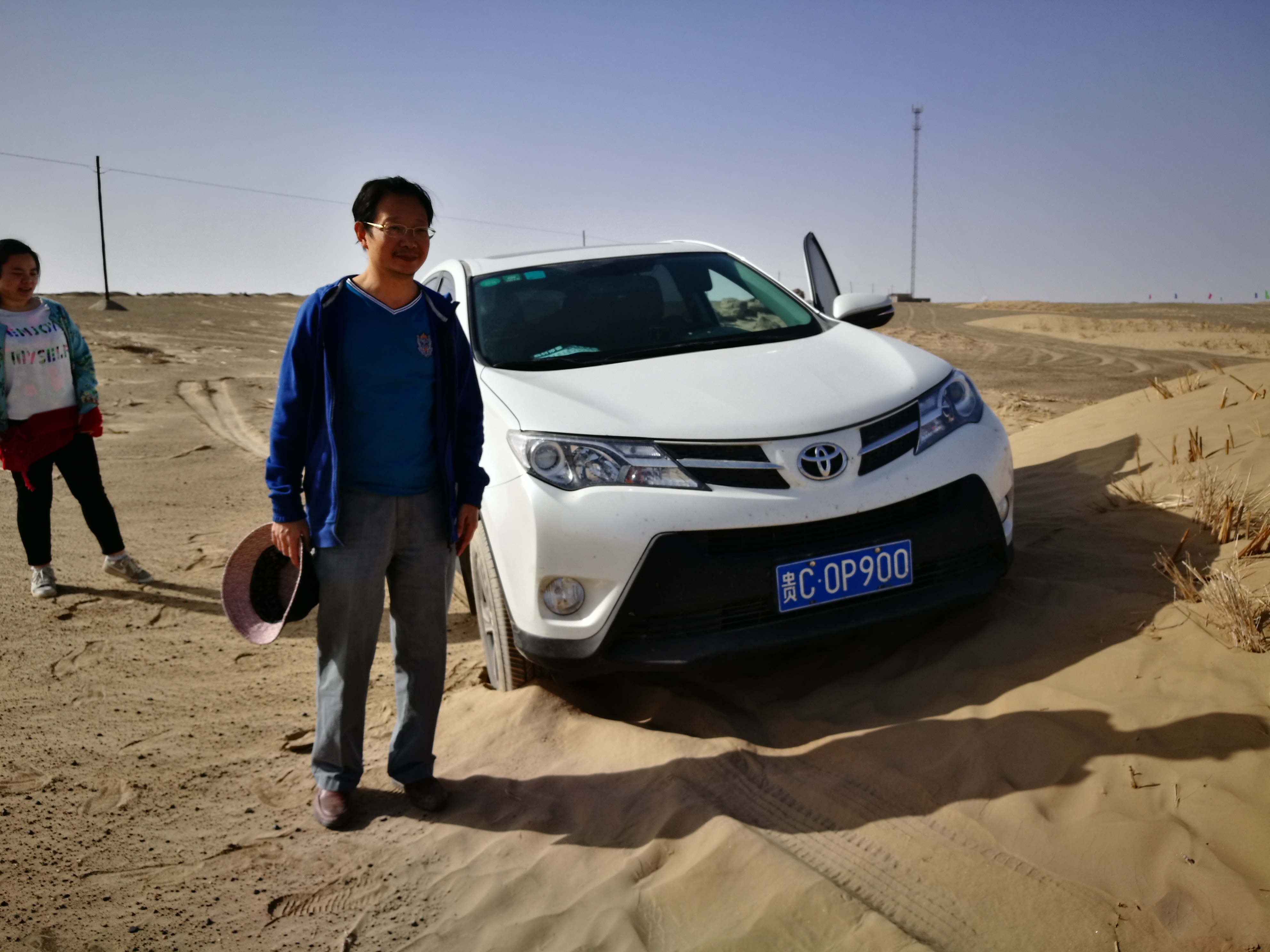 13000公里新手独驾*疆新**第23天——穿越塔克拉玛干沙漠，遭遇陷车